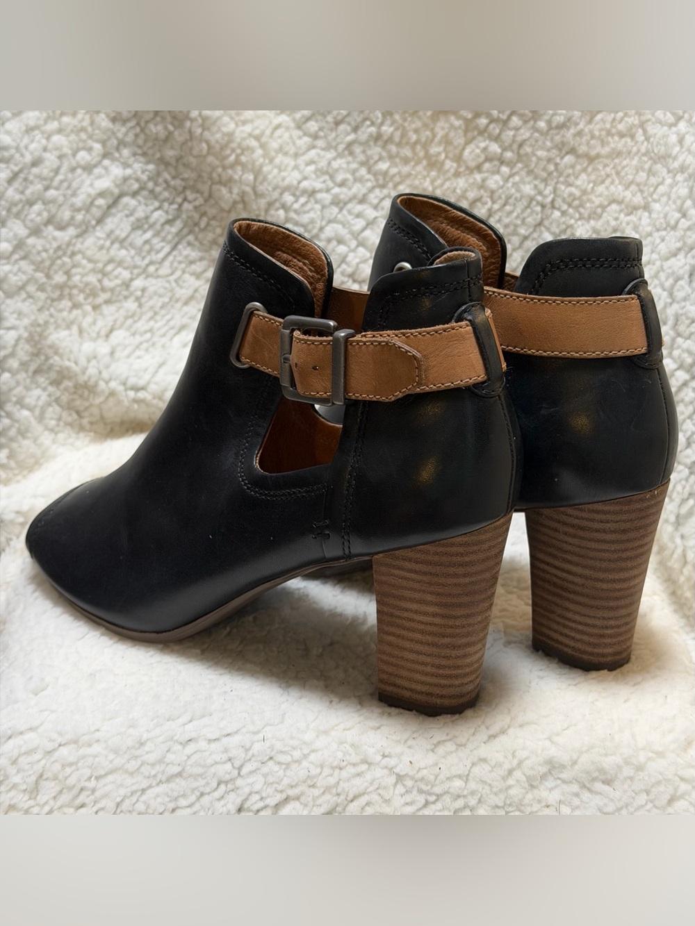 Clarks Artisan Black Leather Shira Nicole Peep Toe 3" Booties Women's Size 9 M - Picture 5 of 14
